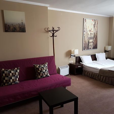Art Hotel Varna Buitenkant foto