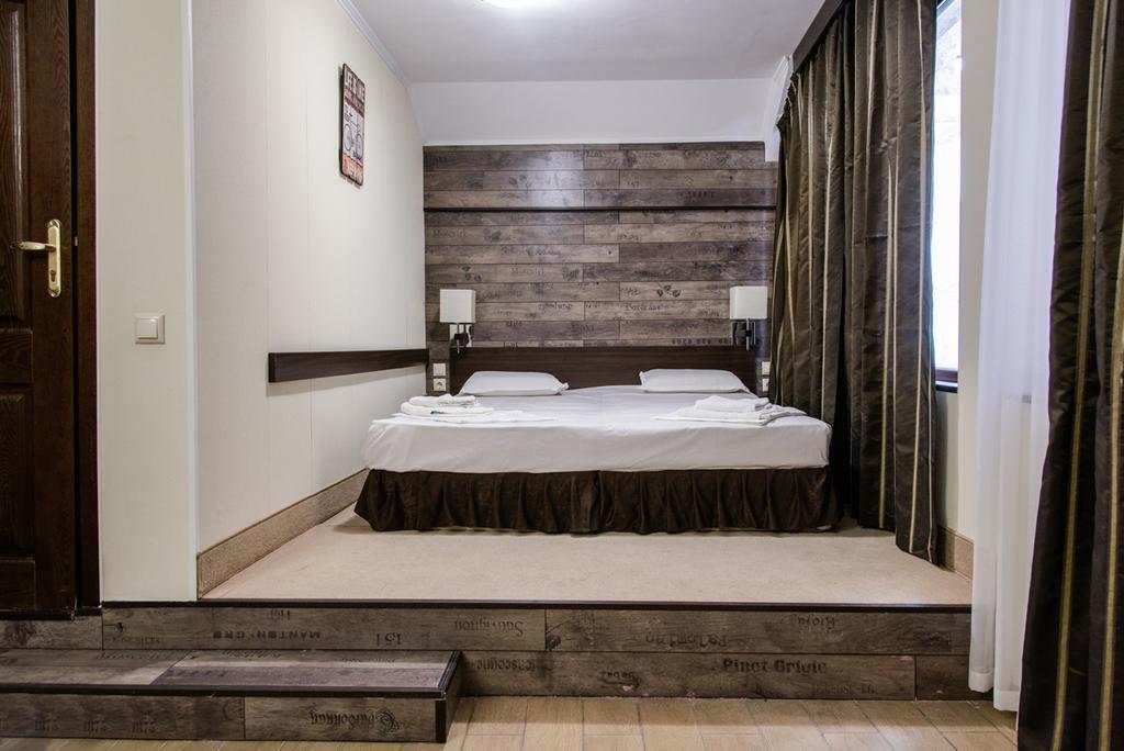 Art Hotel Varna Buitenkant foto