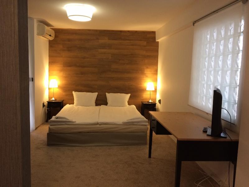 Art Hotel Varna Buitenkant foto