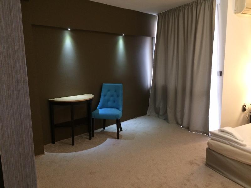 Art Hotel Varna Buitenkant foto